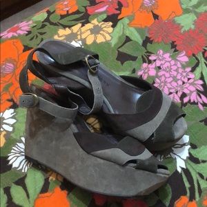 Chinese laundry getaway suede platforms